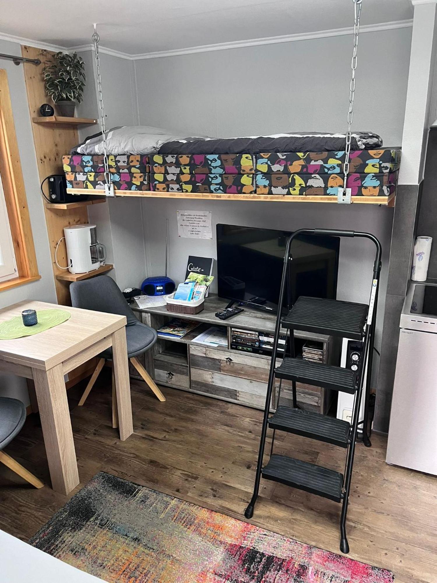 Tiny House Black Pearl Tettnang Bagian luar foto